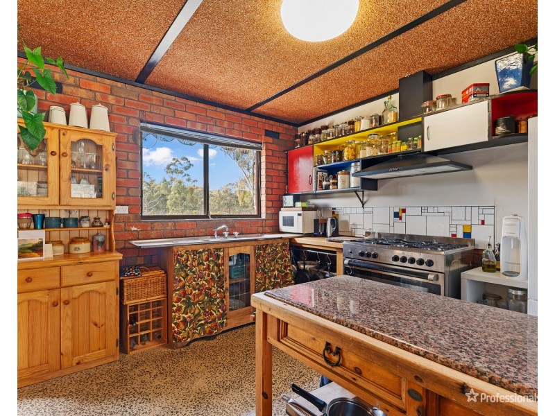 195 Mosquito Road, Maryborough VIC 3465