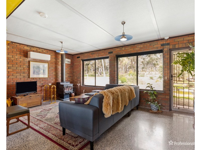 195 Mosquito Road, Maryborough VIC 3465