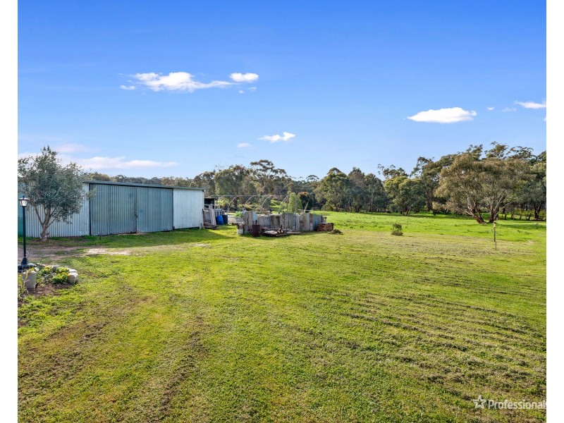 195 Mosquito Road, Maryborough VIC 3465