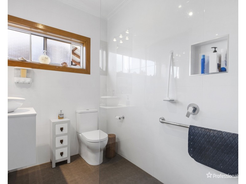 14 Laidman Street, Maryborough VIC 3465