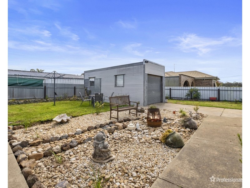 14 Laidman Street, Maryborough VIC 3465