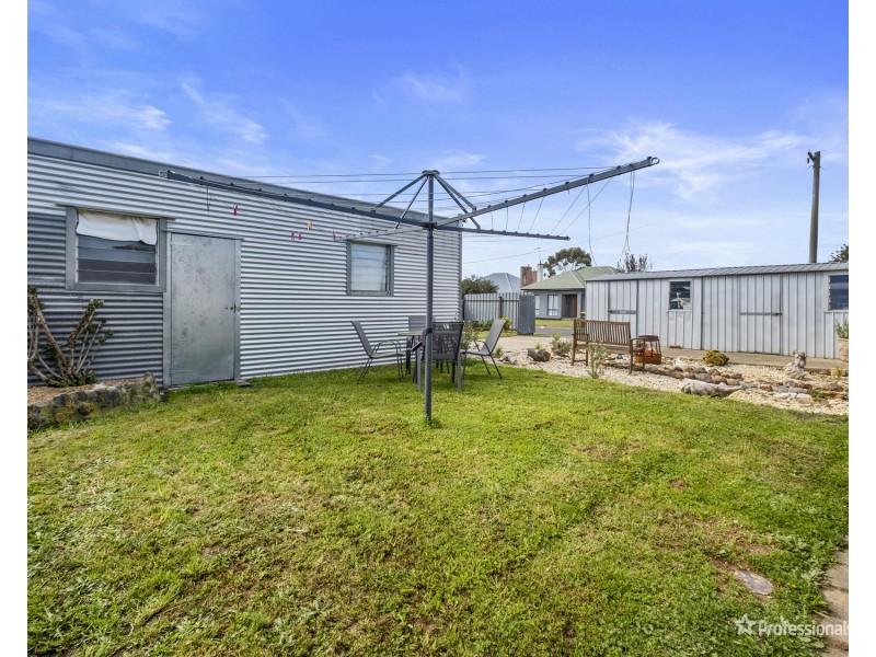 14 Laidman Street, Maryborough VIC 3465