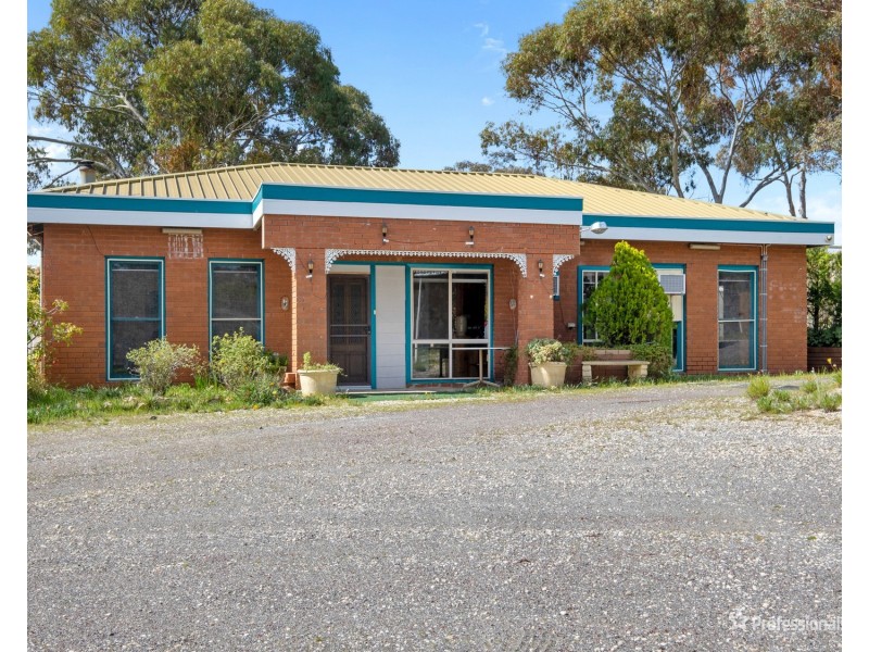 1736 sunraysia Highway, Redbank VIC 3477