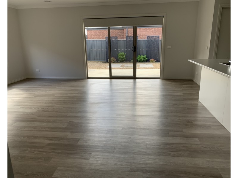 10 Quinn Street, Maryborough VIC 3465