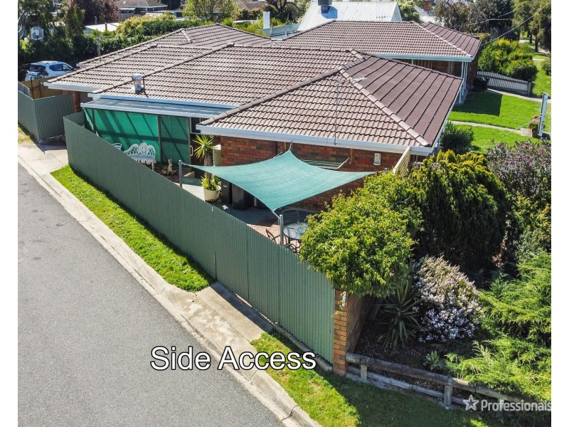 1/211-213 Gladstone Street, Maryborough VIC 3465