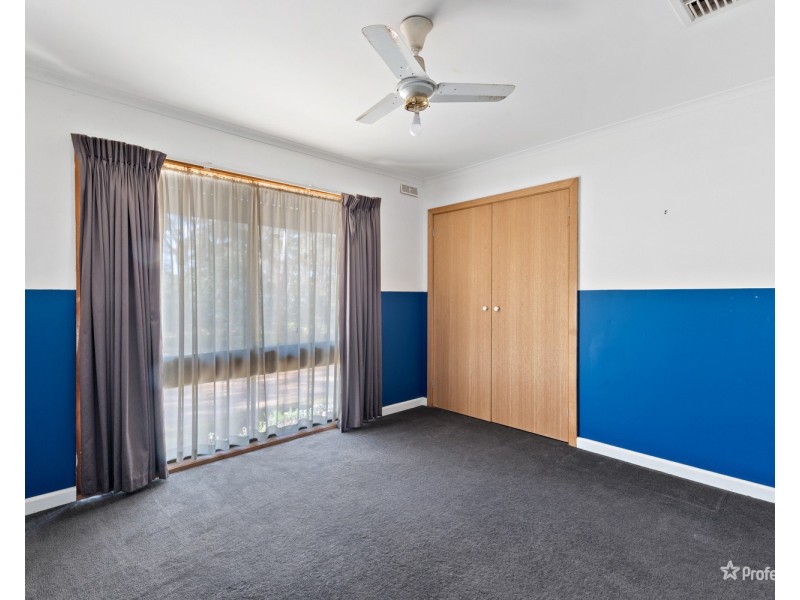 38 Nicholls Road, Daisy Hill VIC 3465