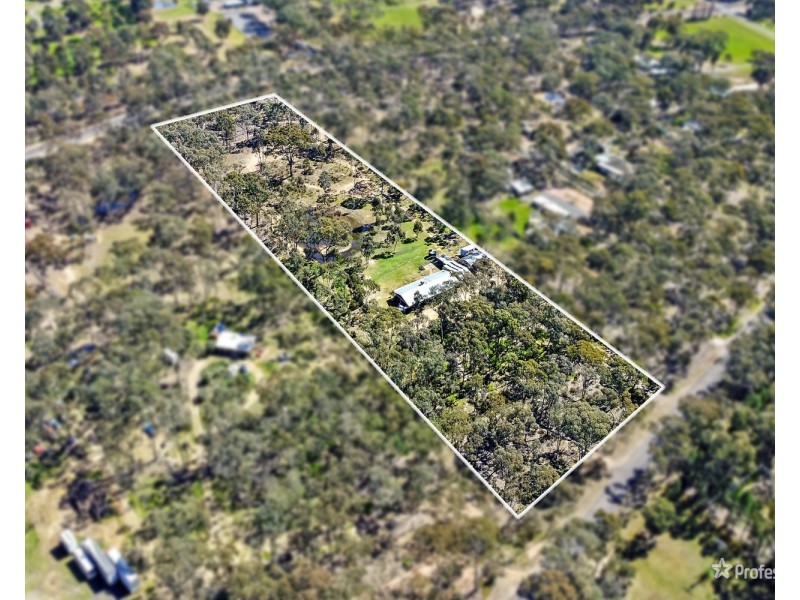 38 Nicholls Road, Daisy Hill VIC 3465