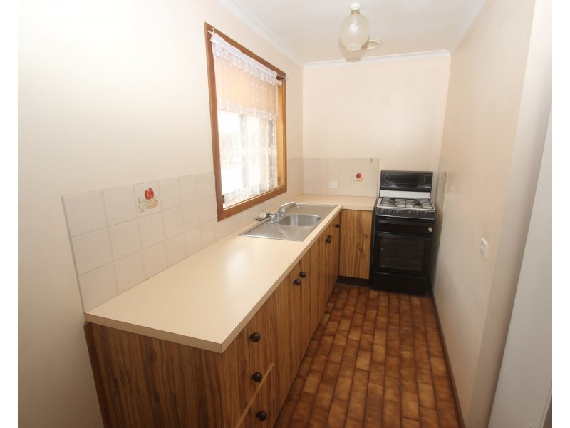 2/4 Ormond Avenue, Maryborough VIC 3465