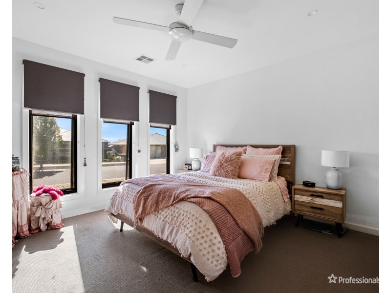 19 Forest view Drive, Maryborough VIC 3465