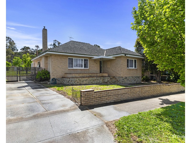 18 Elgin Road, Maryborough VIC 3465