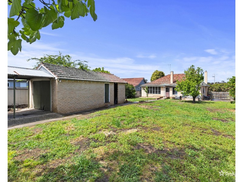 18 Elgin Road, Maryborough VIC 3465