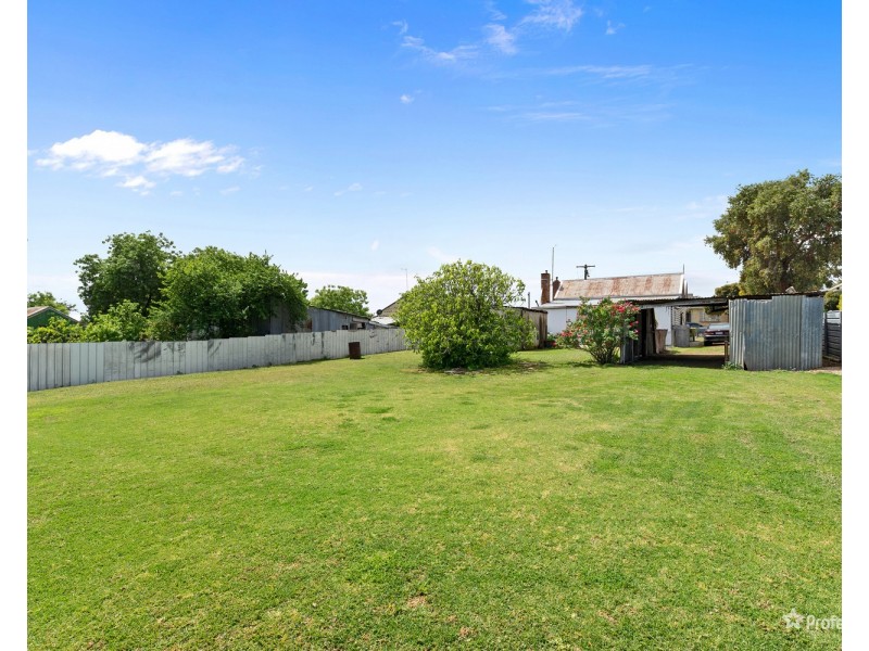 12 Mariners Reef Road, Maryborough VIC 3465