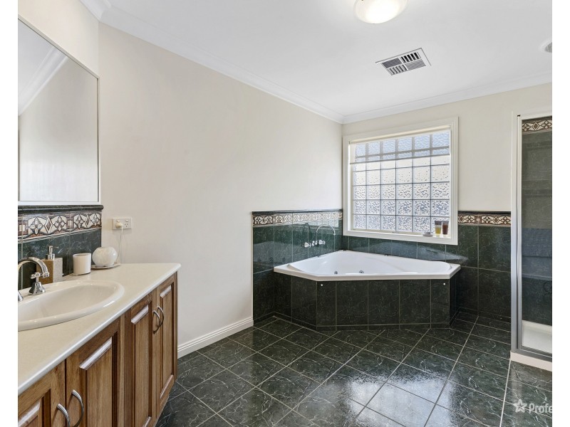 40-42 Fink Street, Maryborough VIC 3465