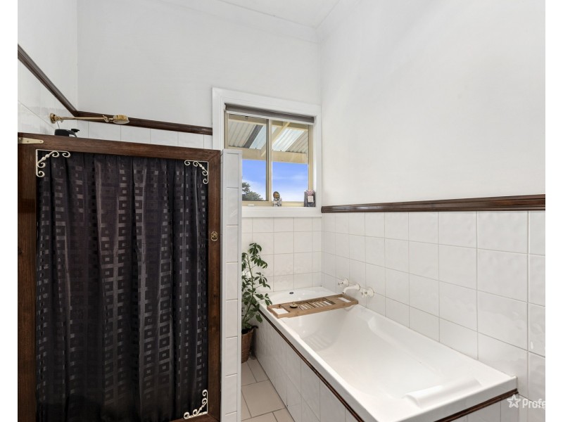 991 Rodborough Road, Moolort VIC 3465