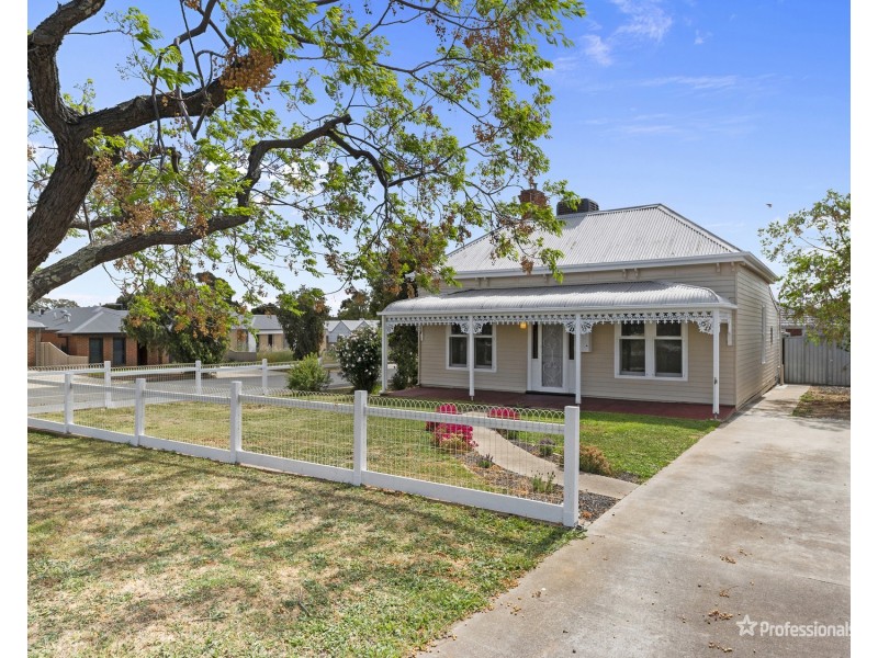 22 Wills Street, Maryborough VIC 3465