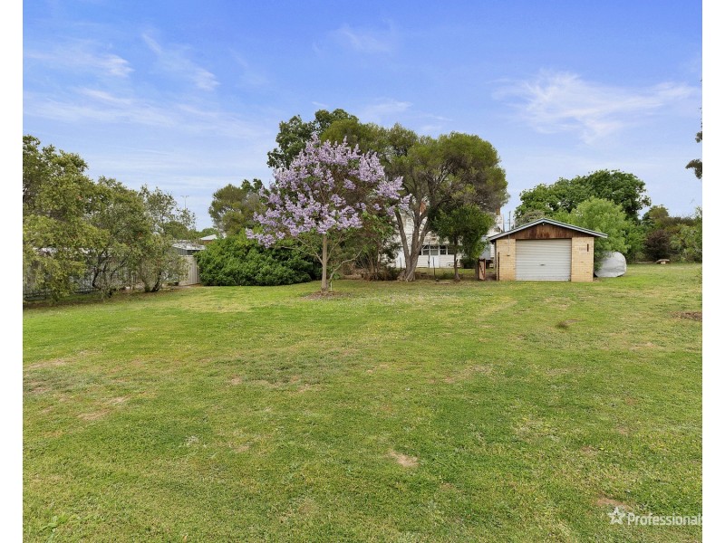 20  Mcneil Street, Carisbrook VIC 3464