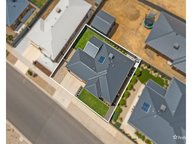 2 Chisholm Street, Maryborough VIC 3465