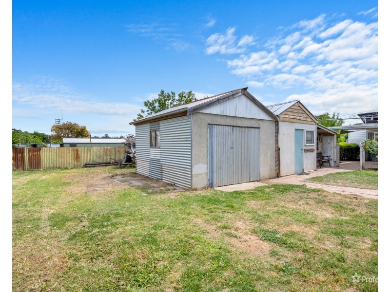 20 Cadle Street, Maryborough VIC 3465