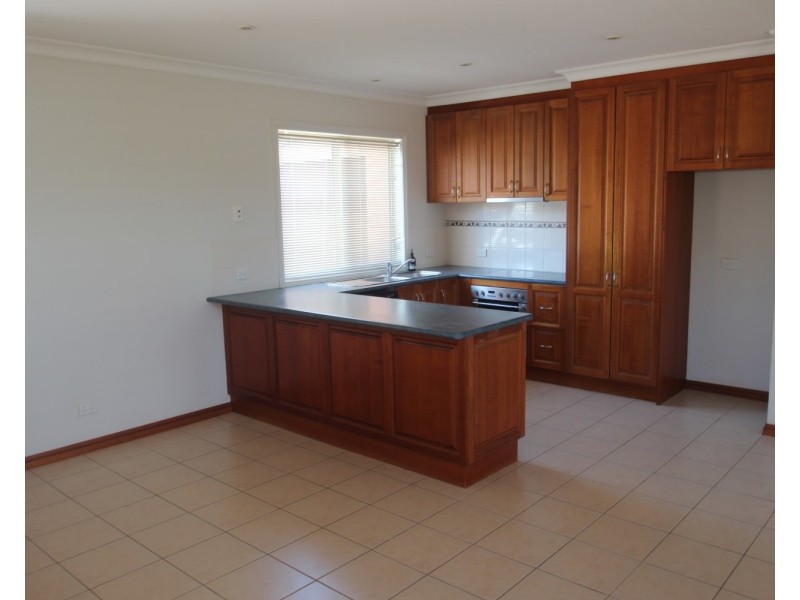 4/51 Park Road, Maryborough VIC 3465