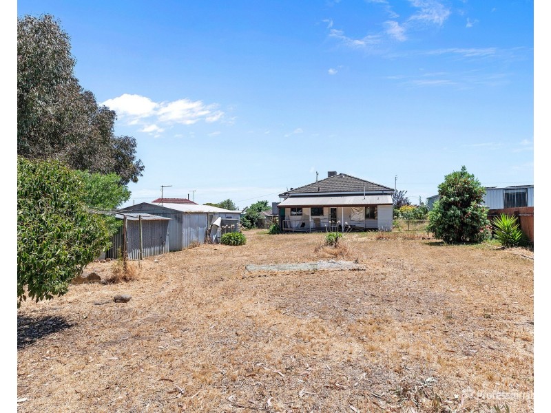 6 Marshall Street, Maryborough VIC 3465