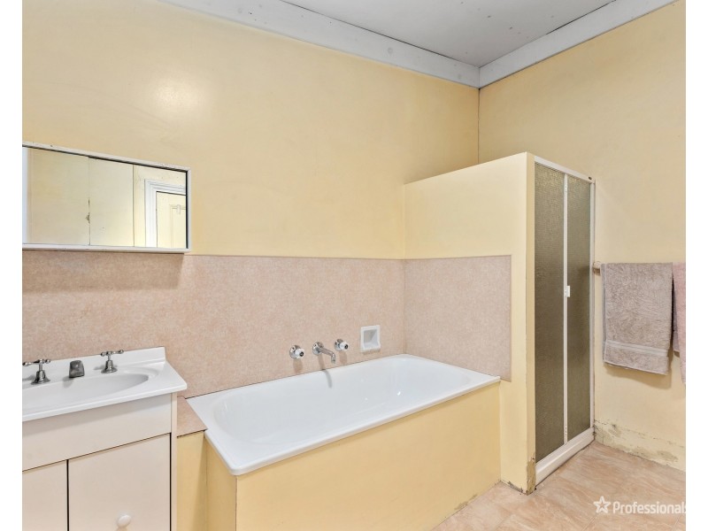 7 Sebastopol Street, Maryborough VIC 3465