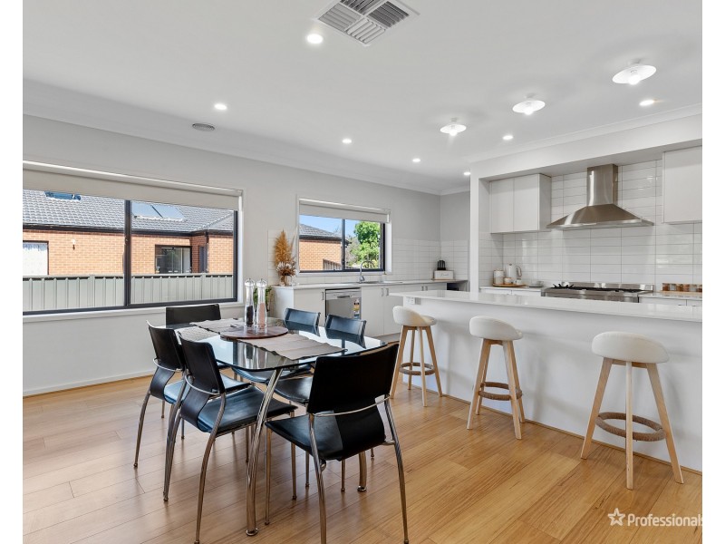 18 Powlett Street, Carisbrook VIC 3464