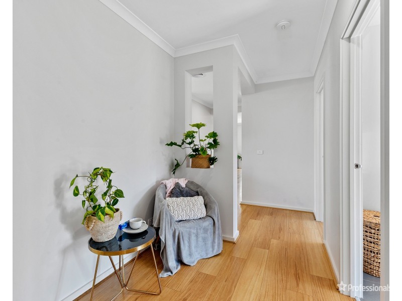 18 Powlett Street, Carisbrook VIC 3464