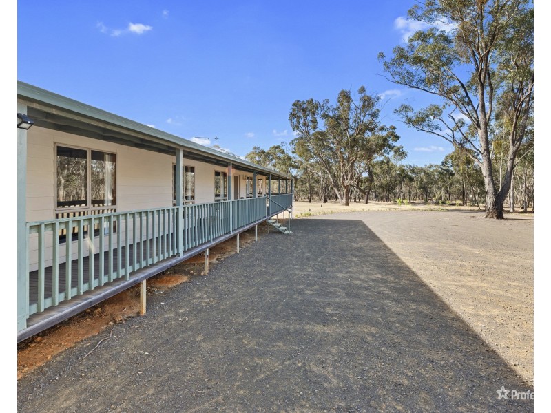105 Gladstone Street, Talbot VIC 3371