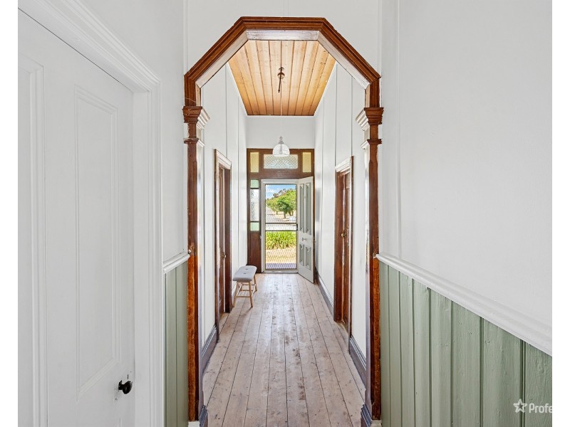 237 Gladstone Street, Maryborough VIC 3465