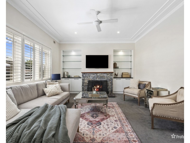 37 Burns Street, Maryborough VIC 3465