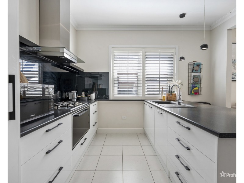 37 Burns Street, Maryborough VIC 3465