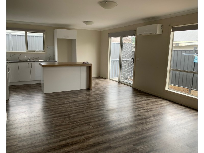 2/37 Gillies Street, Maryborough VIC 3465