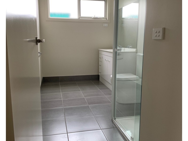 2/37 Gillies Street, Maryborough VIC 3465