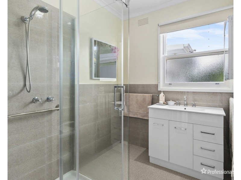 49-51 Majorca Road, Maryborough VIC 3465