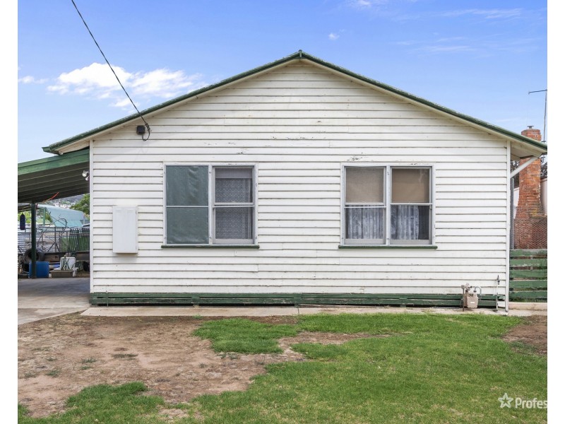 23 Outtrim Street, Maryborough VIC 3465