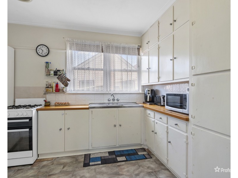 23 Outtrim Street, Maryborough VIC 3465