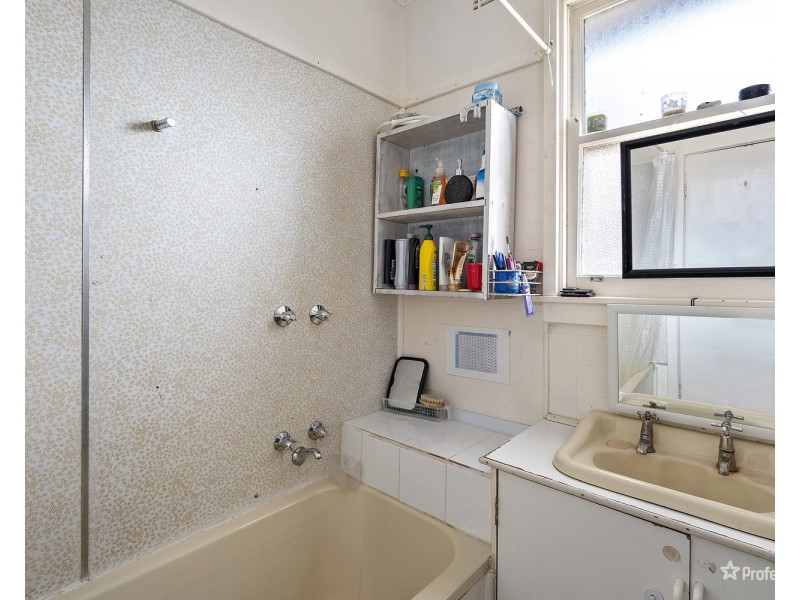 23 Outtrim Street, Maryborough VIC 3465