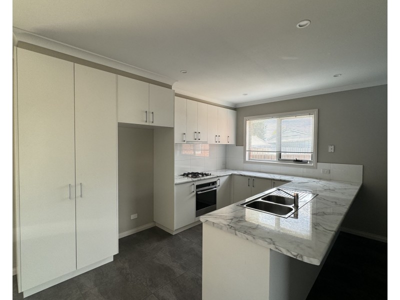 64 Holyrood Street, Maryborough VIC 3465