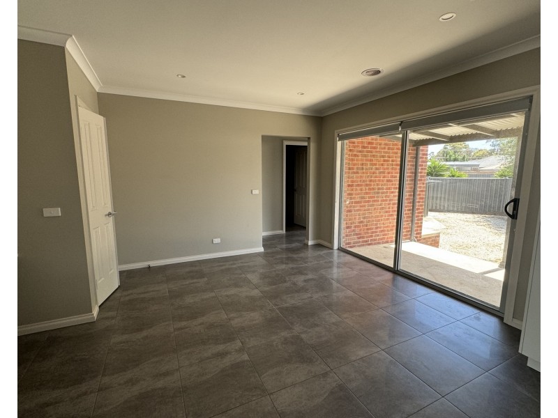 64 Holyrood Street, Maryborough VIC 3465