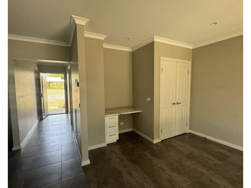 64 Holyrood Street, Maryborough VIC 3465