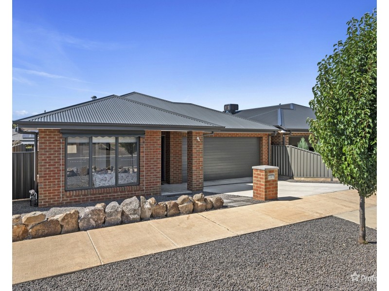 16 Chisholm Street, Maryborough VIC 3465