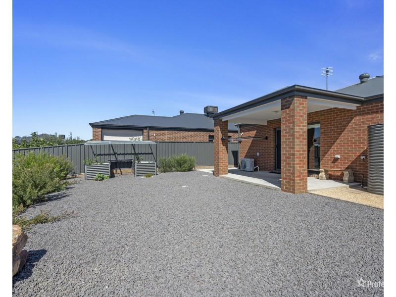 16 Chisholm Street, Maryborough VIC 3465