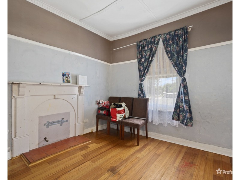 17 Brougham Street, Maryborough VIC 3465