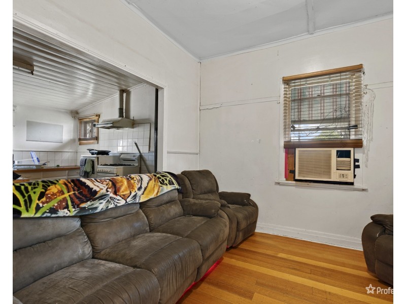 17 Brougham Street, Maryborough VIC 3465