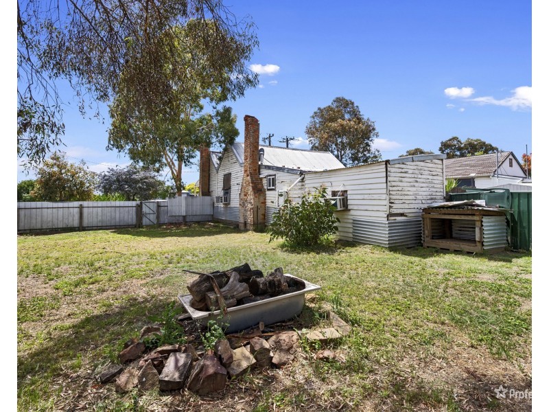 17 Brougham Street, Maryborough VIC 3465