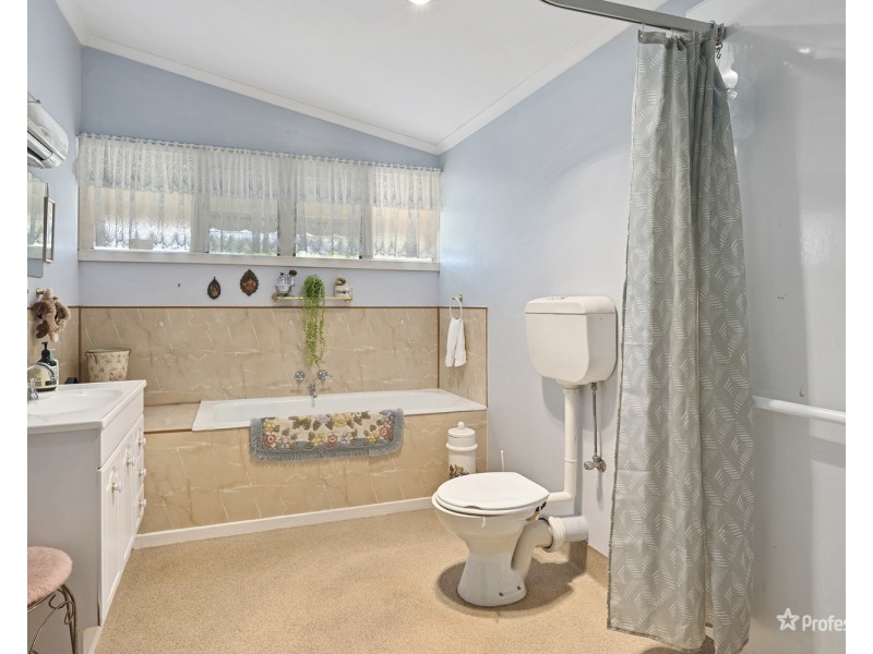 15 Nolan Street, Maryborough VIC 3465