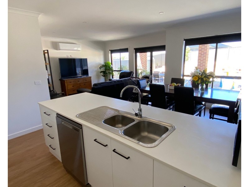 25 Chisholm Street, Maryborough VIC 3465