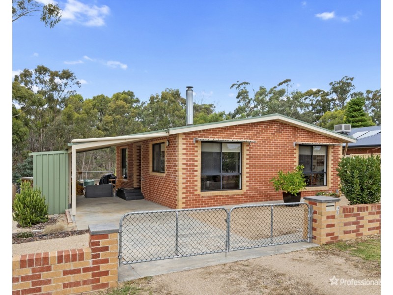 14A Mountain View Street, Avoca VIC 3467