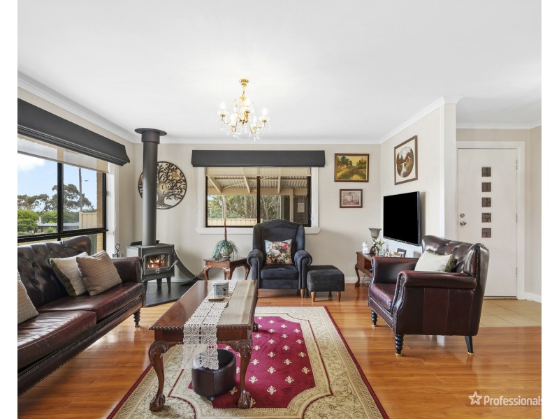 14A Mountain View Street, Avoca VIC 3467