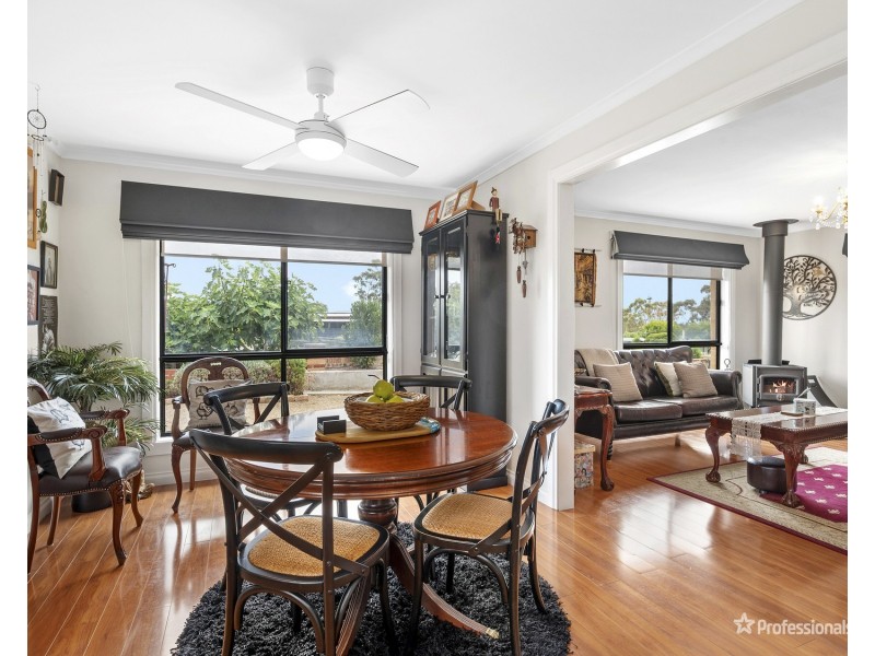 14A Mountain View Street, Avoca VIC 3467